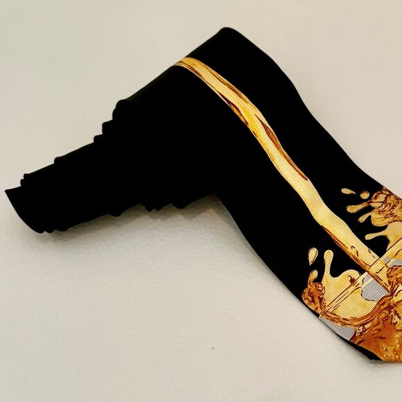 MERGE LEFT MEN'S NECKTIE 100% SILK...SHOWS A BOTTLE POURING ALCOHOL INTO A GLASS - Picture 2 of 12